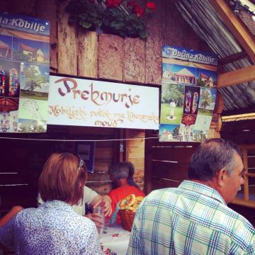 Zahvala za izvedbo prireditve „V naši vasi je lepo“, ki je 17.7.2014 potekala v okviru festivala Pivo in cvetje Laško 14